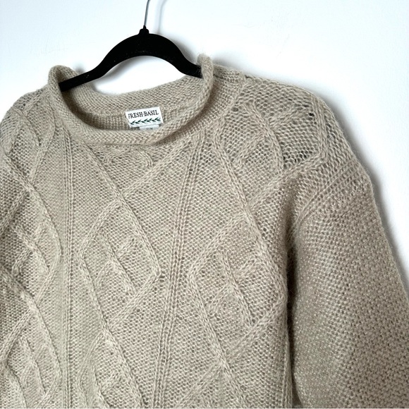 Quiet Luxury Mohair Blend Cable Knit Sweater Minimalist Cozycore Cropped Boho - Picture 6 of 10